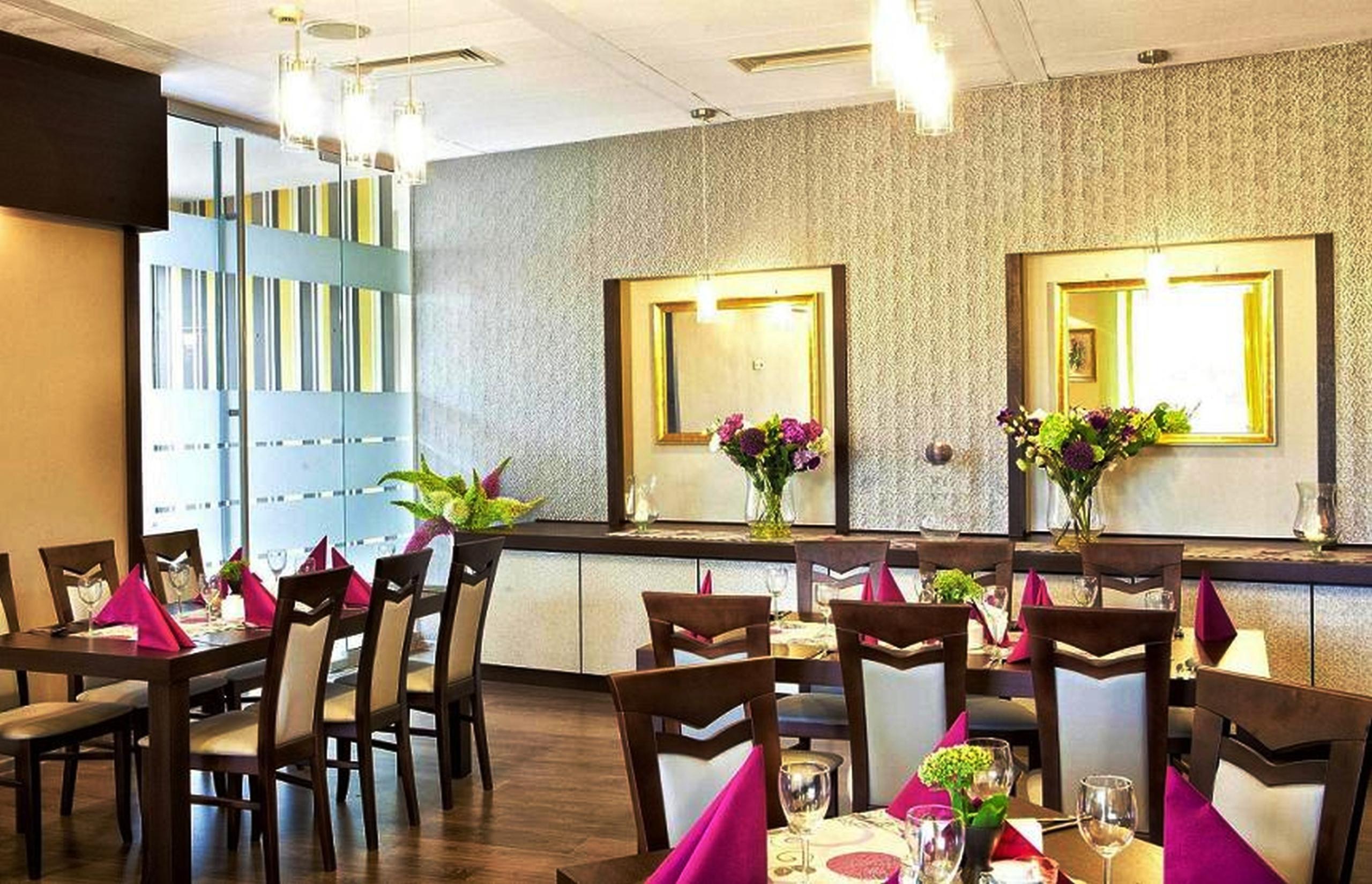 Hotel Wilga Краков Экстерьер фото