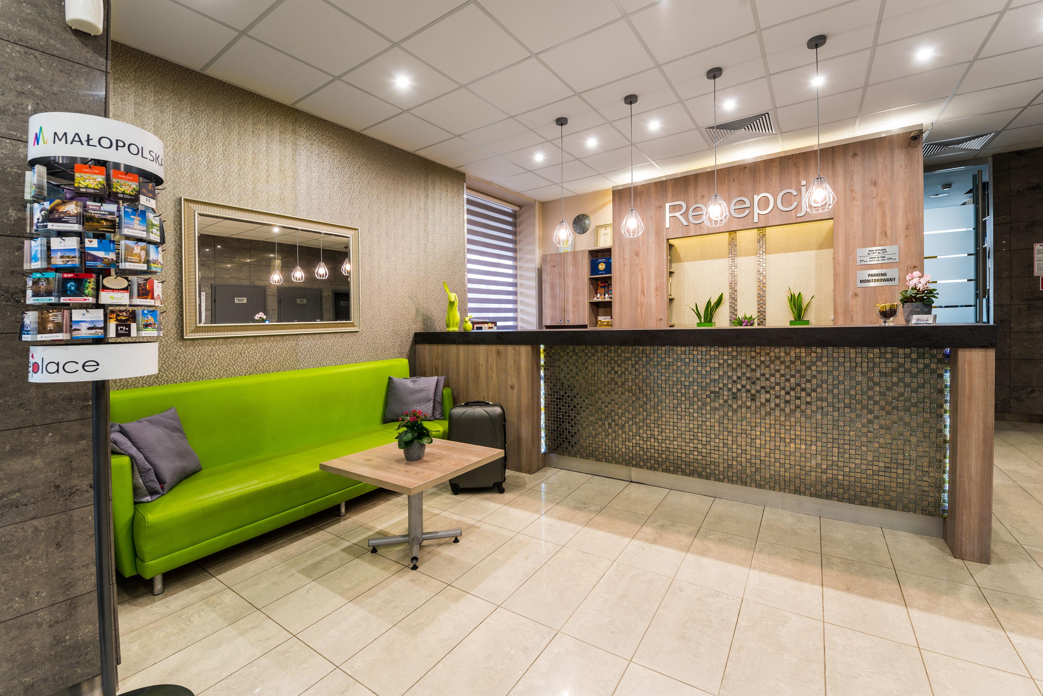 Hotel Wilga Краков Экстерьер фото