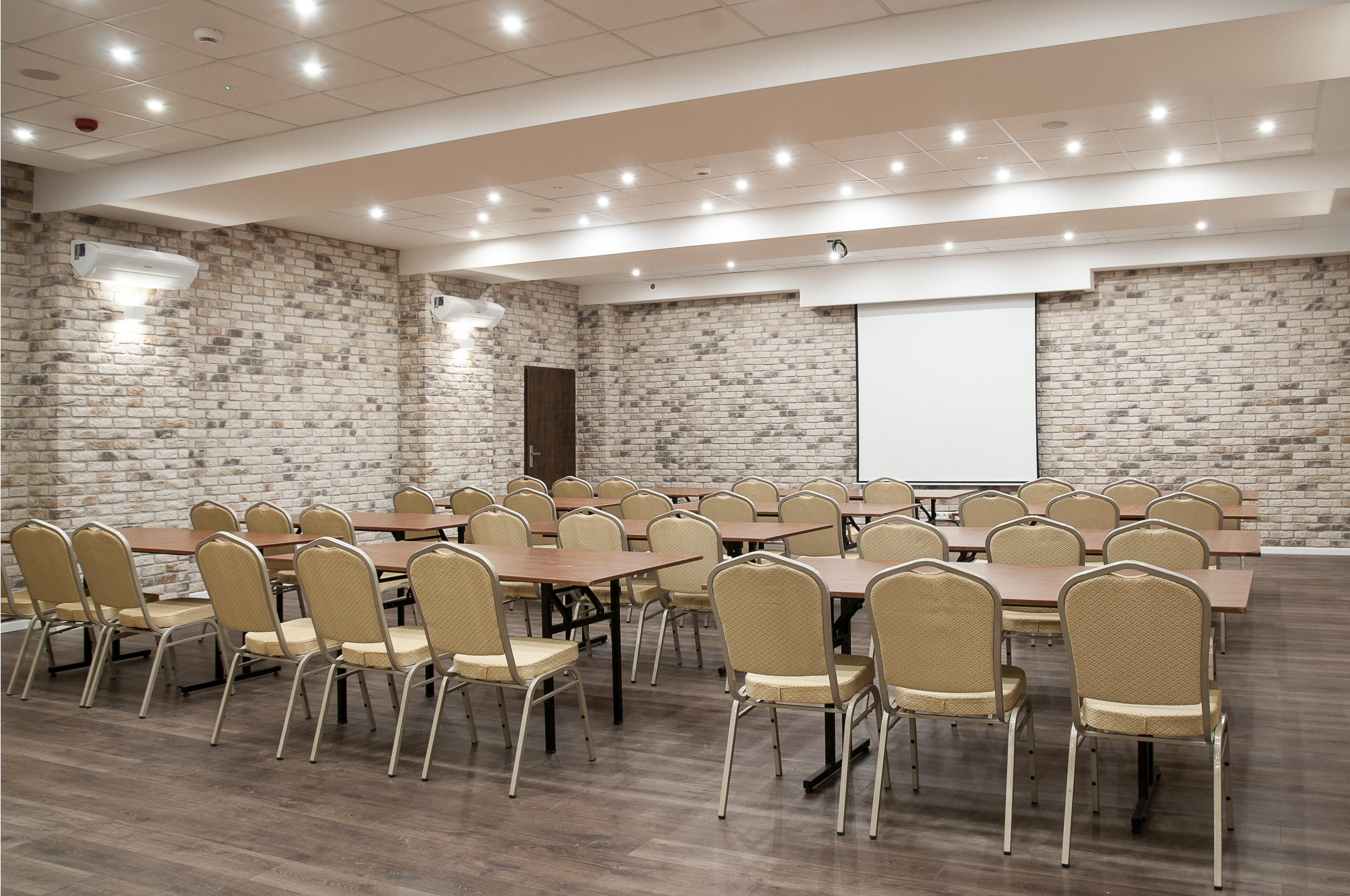 Hotel Wilga Краков Экстерьер фото