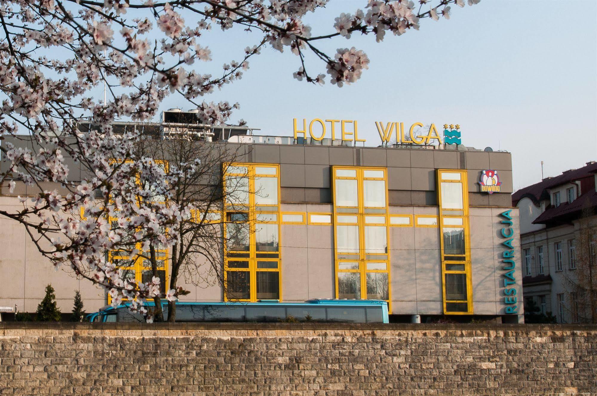 Hotel Wilga Краков Экстерьер фото