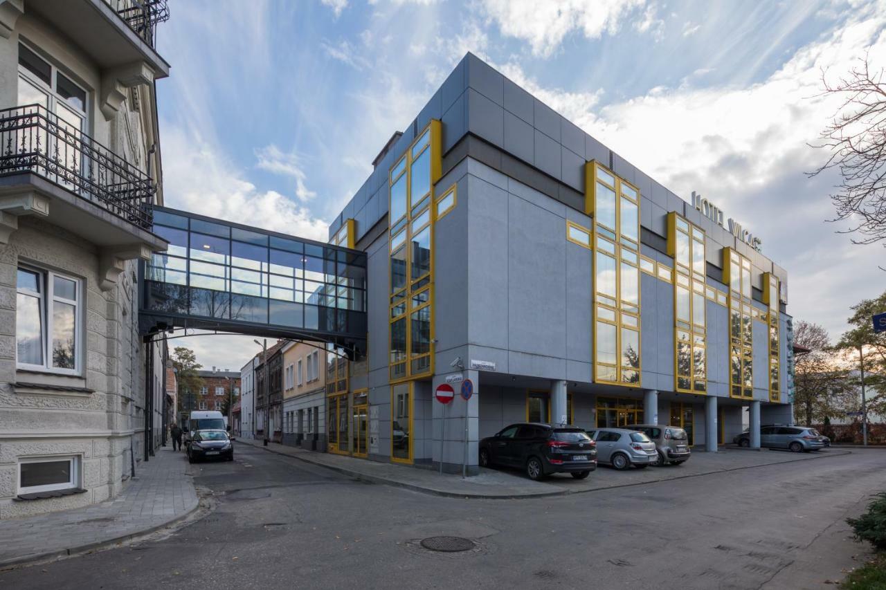 Hotel Wilga Краков Экстерьер фото